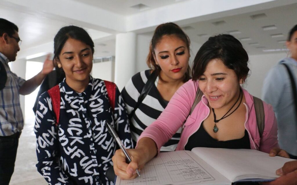 Becas Universitarias AMLO